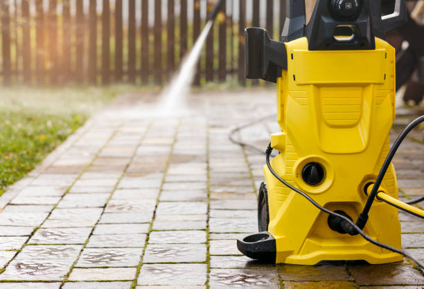 Best Pool Deck Cleaning  in Splendora, TX